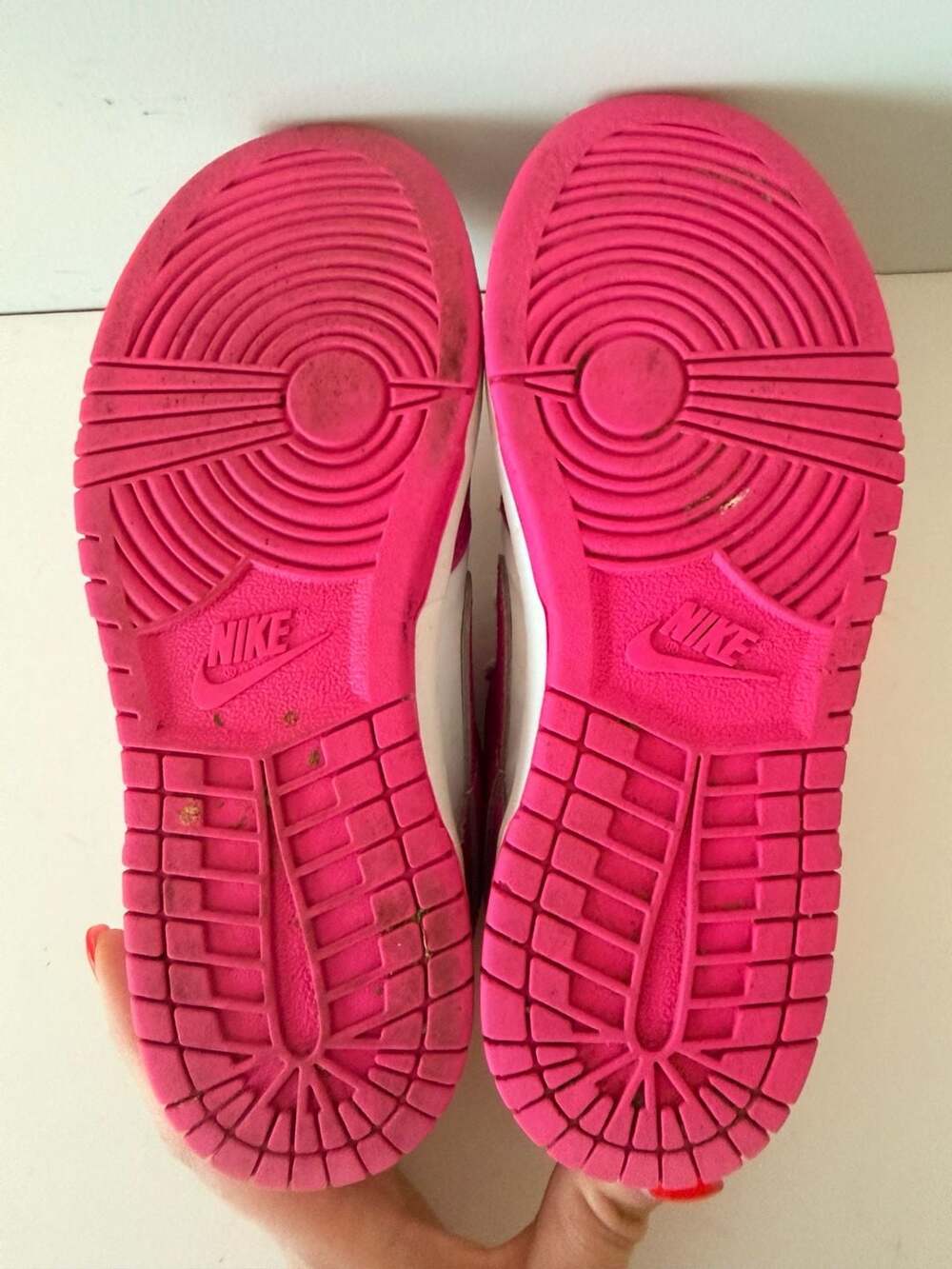 Nike Dunk Low Preschool 'Laser Fuchsia' Sneakers FB9108-102 - Picture 11 of 11
